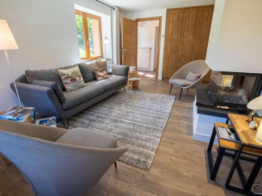 Chalet rénové 10 pers · Cheminée · 3 SDB · Calme · Parking - FR-1-688-17